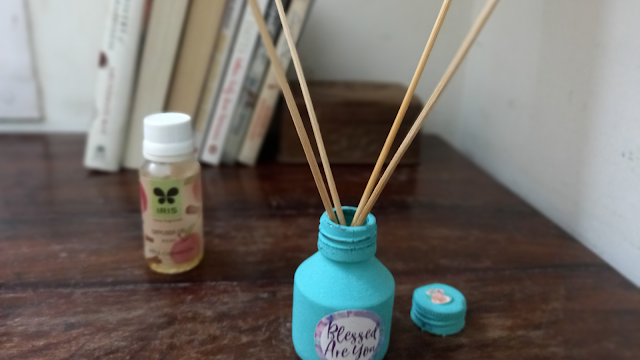 Old ink pot as an aroma diffuser Old ink pot as an aroma diffuser