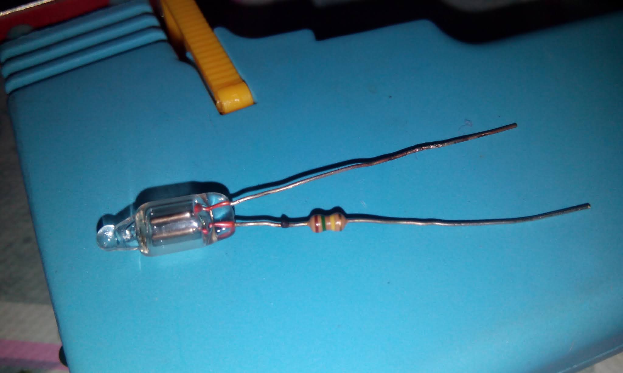 Life Begins at Forty How to test strobe lamp?