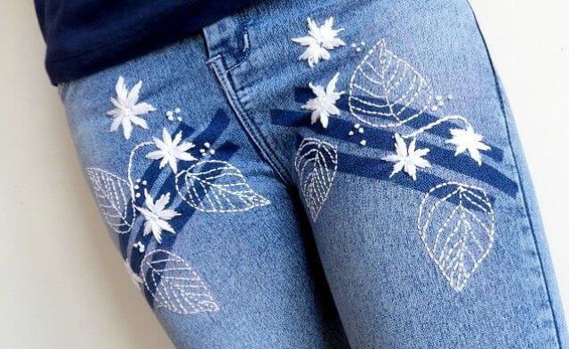 Cách thêu hoa trên quần jean