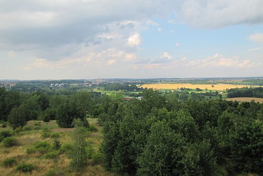 Panorama Prudnika z wieży na Koziej Górze.