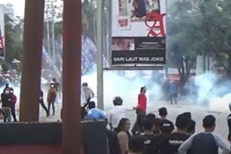  Mahasiswa Kendari Aksi Demo Tolak Kedatangan Jokowi