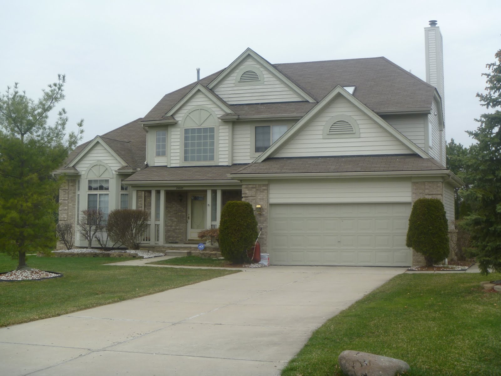 Homes for Sale in Farmington Hills MI Blog Subdivision Pine Creek