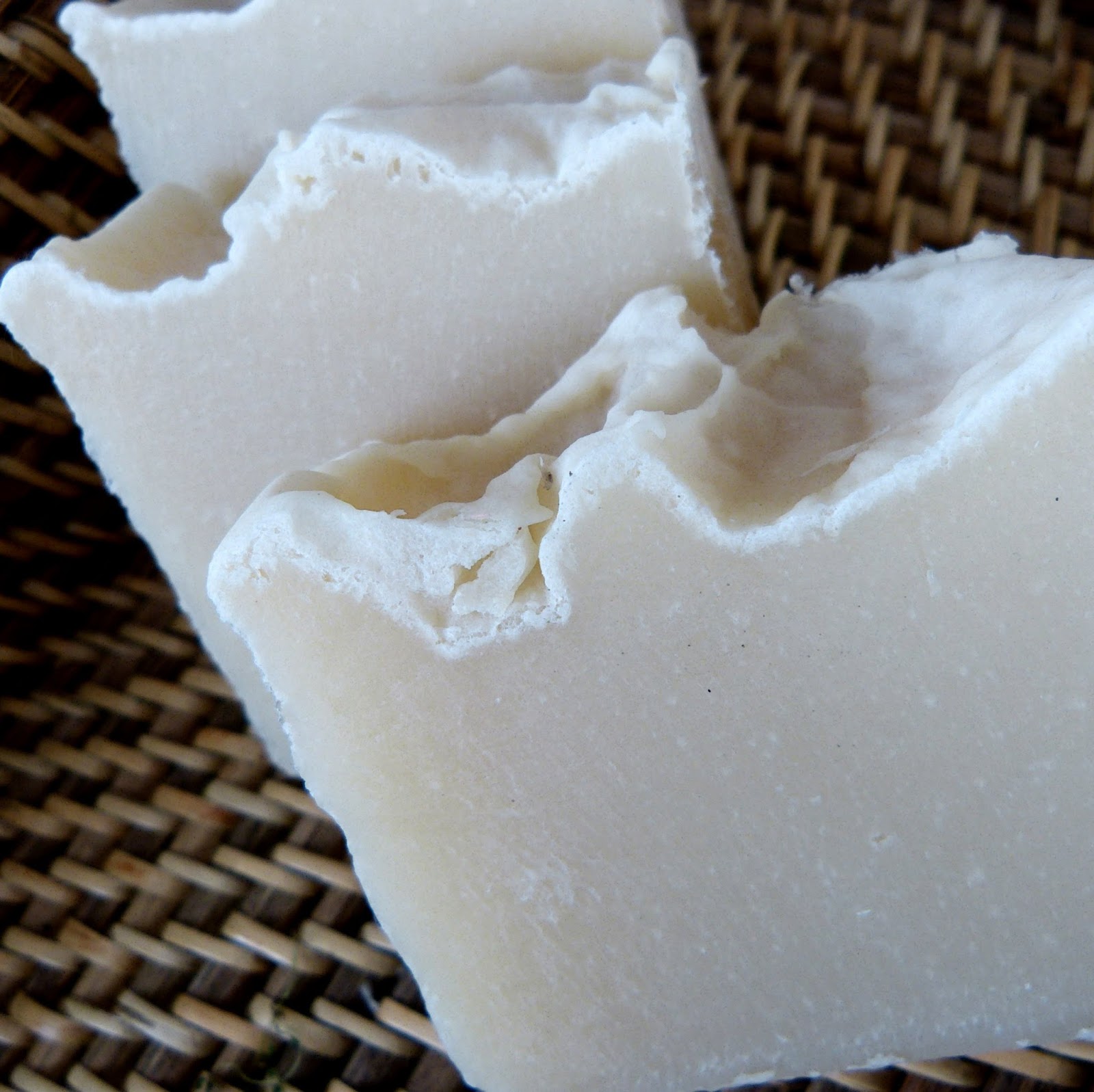 Homemade Soap n Such Jojoba Awapuhi Shampoo Bar