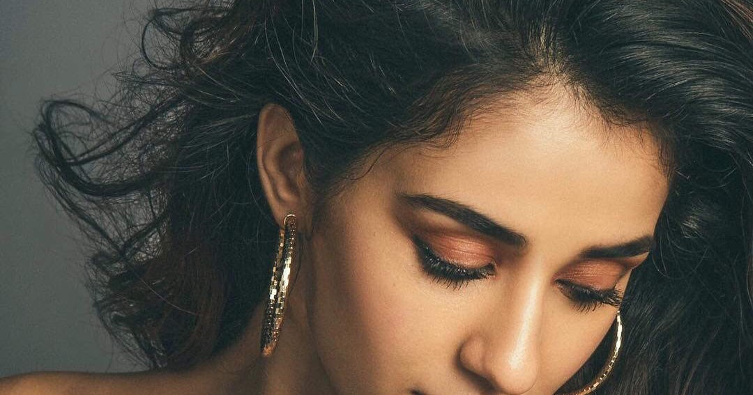 Disha Patani Hot And Sexy Photoshoot For Maxim India