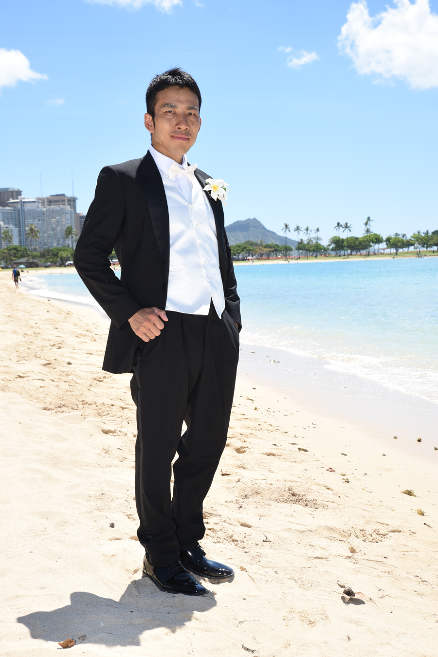 Waikiki Weddings Wedding Dress & Tuxedo