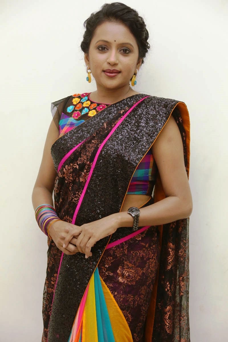 Anchor Suma Latest Photos