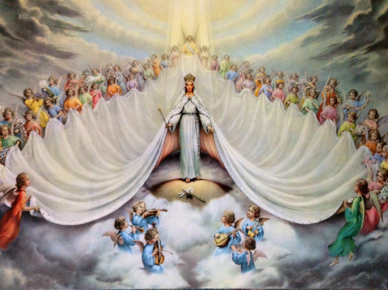 Clémence LEDOUX Bonne fête de Marie Reine Immaculée de l'Univers