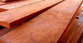 7 Jenis Kayu Yang Ada di Indonesia 3. Kayu Mahoni