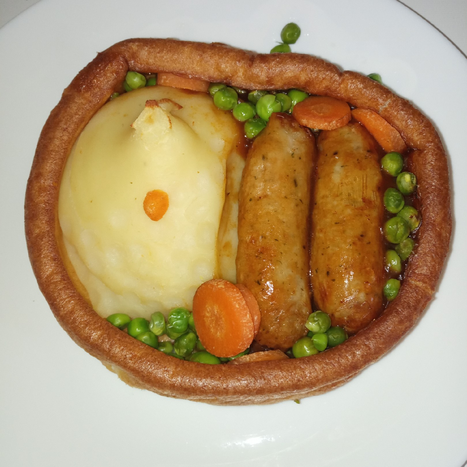 Supersupergirl's Food Reviews Tesco bangers and mash dinner