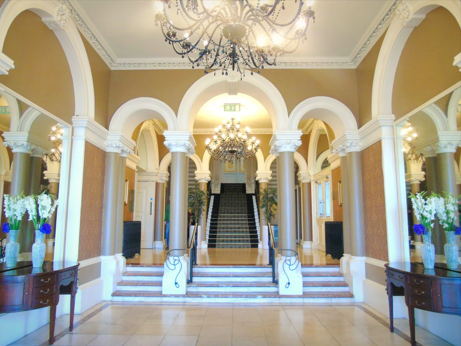Royal Marine Hotel, Dun Laoghaire | thriftylilpixie