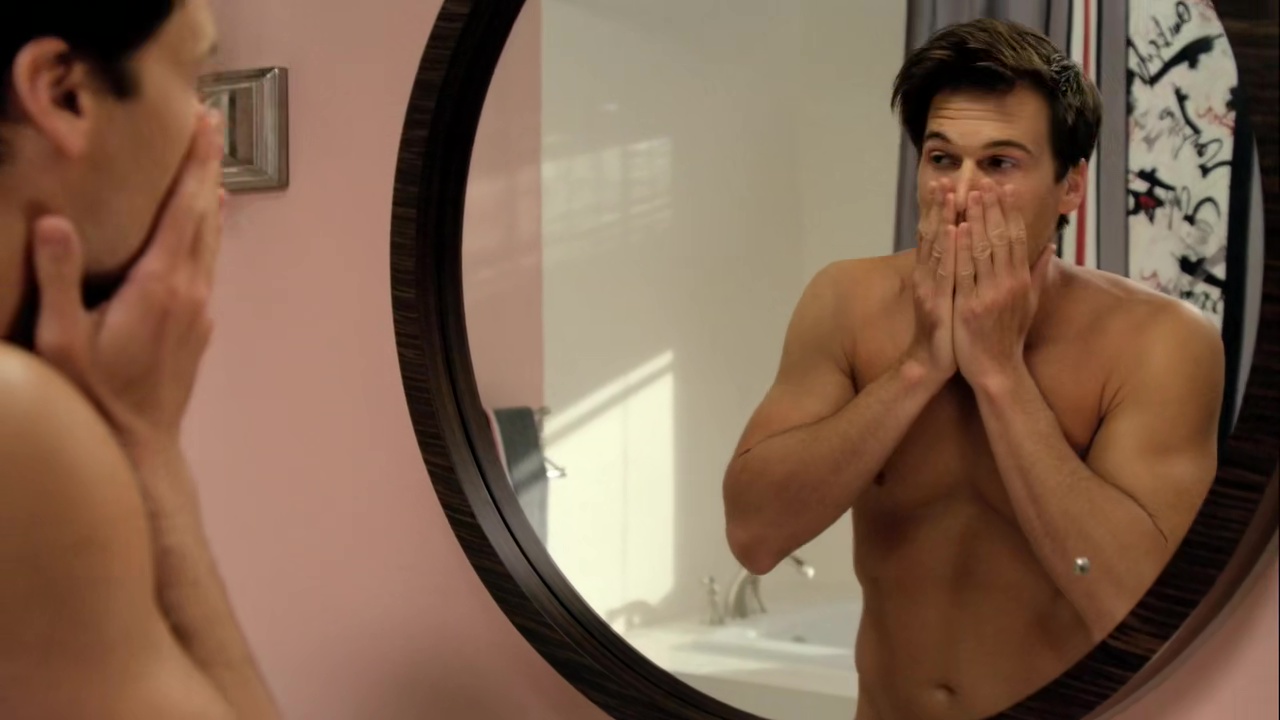 Nick Zano and Dan Byrd shirtless in Cougar Town 1-06 "A Woman in Love ...