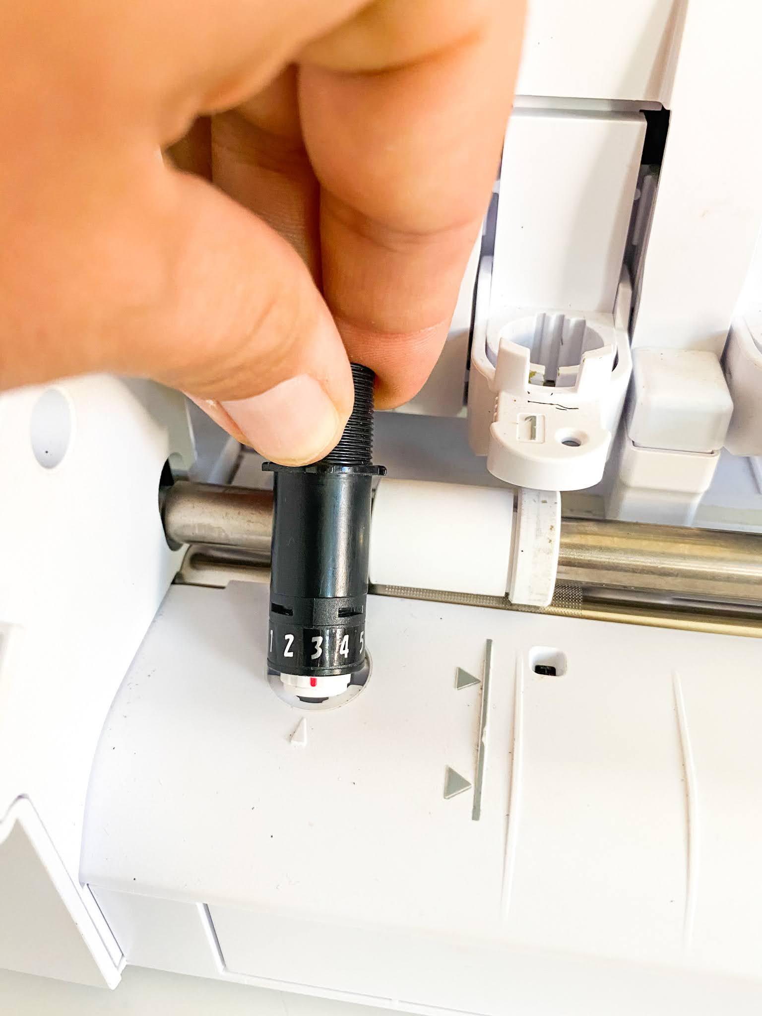 Silhouette CAMEO 4 Blade How to Use the Ratchet Blade Instead of