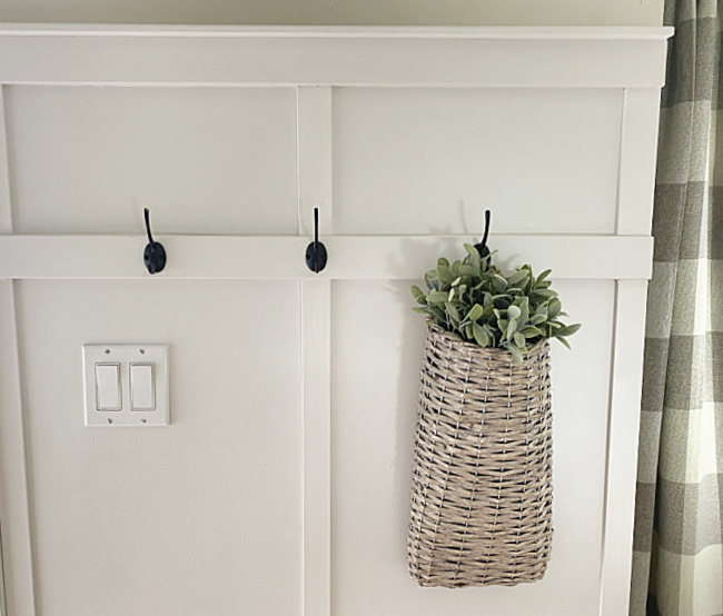 DIY Entry Board and Batten with Hooks