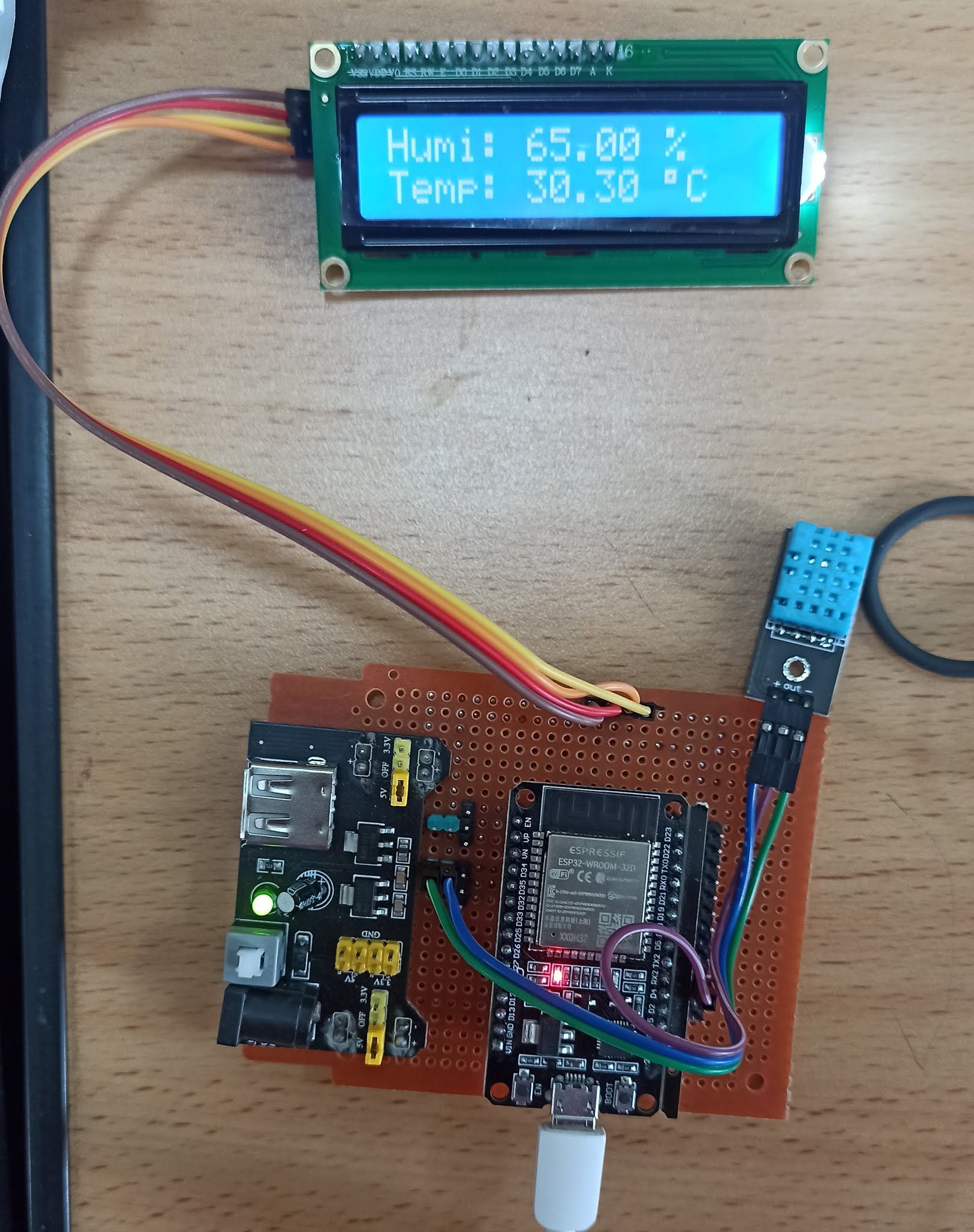 ESP 32 Sensor Temperature & Humidity DHT with LCD 12C - Arduino IDE
