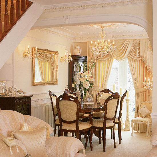 New Home Interior Design: Traditional Dining Room