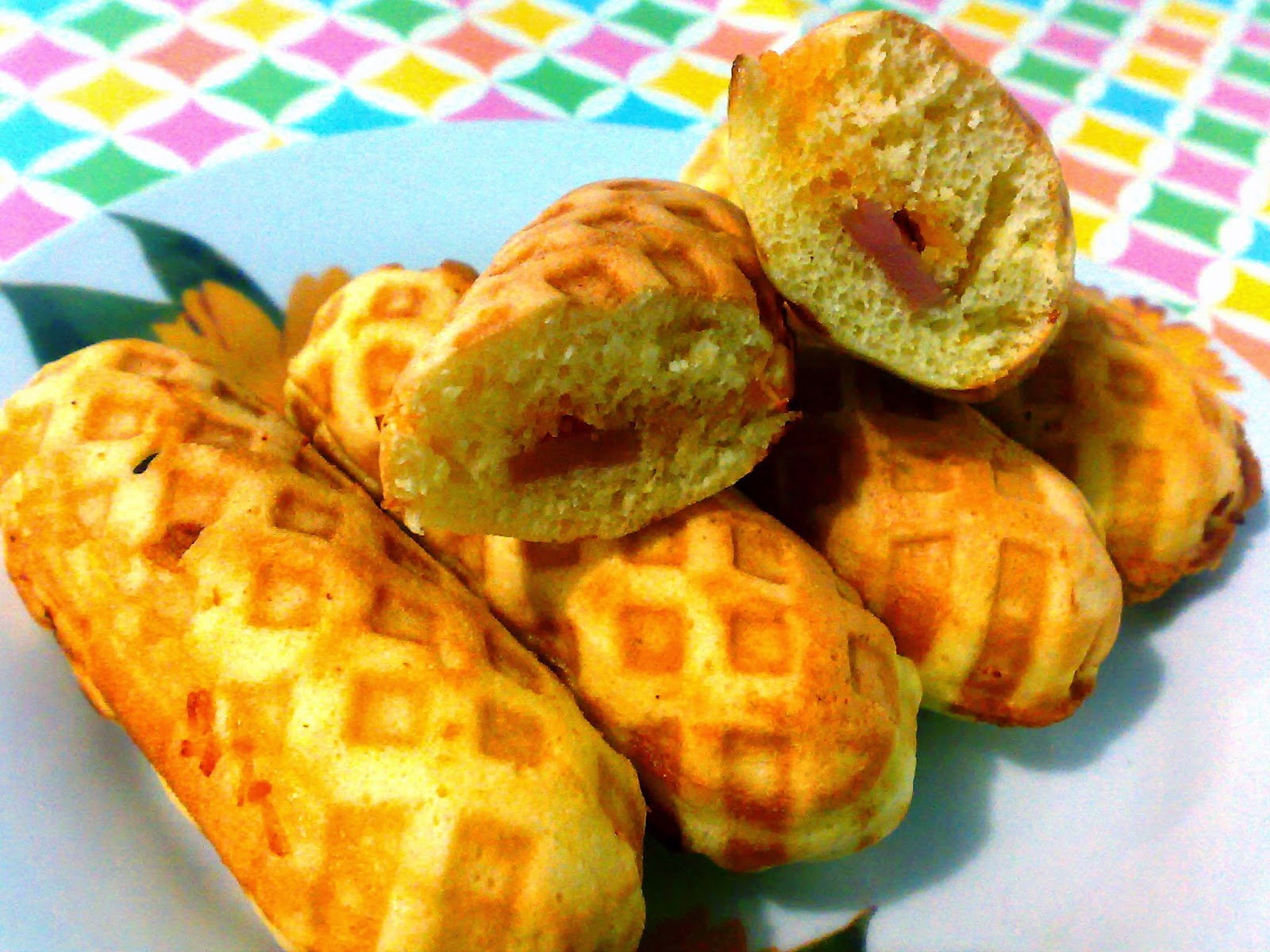 Ham and Queso de Bola Waffles Using Hanabishi Hotdog Maker AllAround