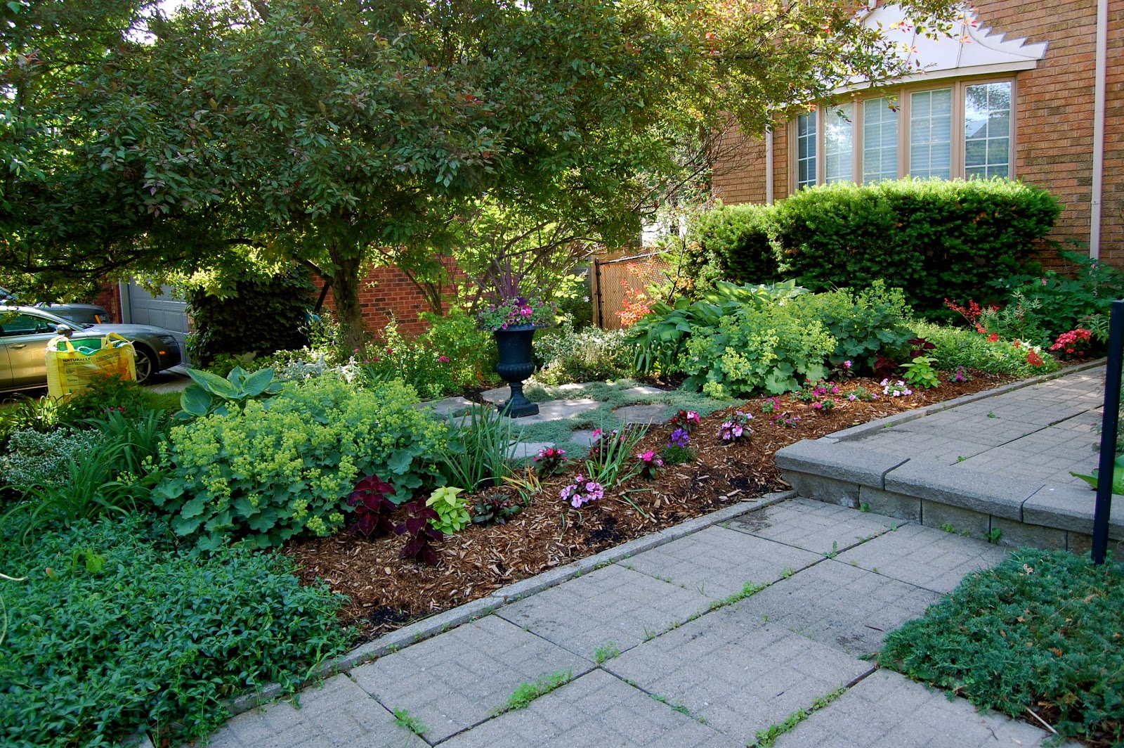 Astrid's Garden Design: Seasons in My Garden - a Photo Essay