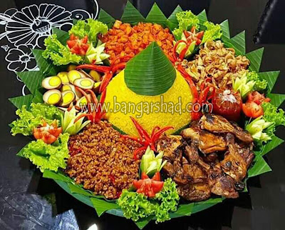 Tumpeng Kuning Bang Arshad