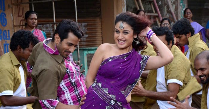 Sonia Agarwal Sex Videos Full Hd - Beauty Galore HD : Sonia Agarwal Hot Saree In Kathanayaki Movie Song