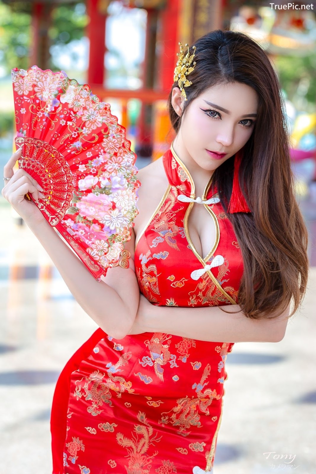 Image-Thailand-Hot-Model-Janet-Kanokwan-Saesim-Sexy-Chinese-Girl-Red-Dress-Traditional-TruePic.net- Picture-11