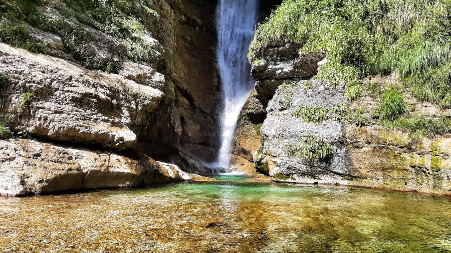 Escursione alla cascata del Salton da San Donato Lamon Montagna di
