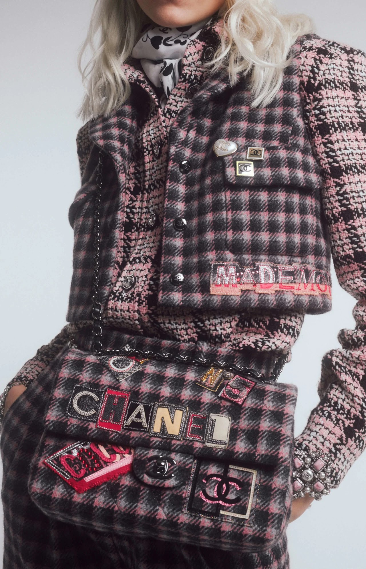 CHANEL'S MOST CONTROVERSIAL BAG? Chanel 22 Reveal & Review 