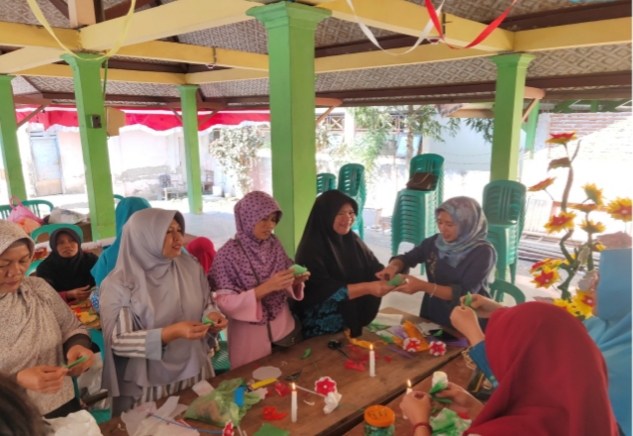 Mahasiswa KKN Universitas Pancasakti Tegal, Melakukan