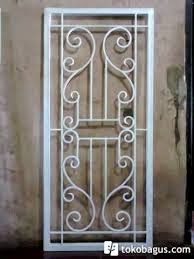 Memilih Model Teralis - Teralis Minimalis & Clasik