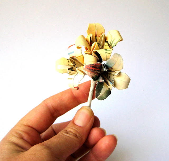 lilies-paper-brooch