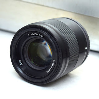 Jual Lensa Sony E 50mm F/1.8 OSS Hitam Second