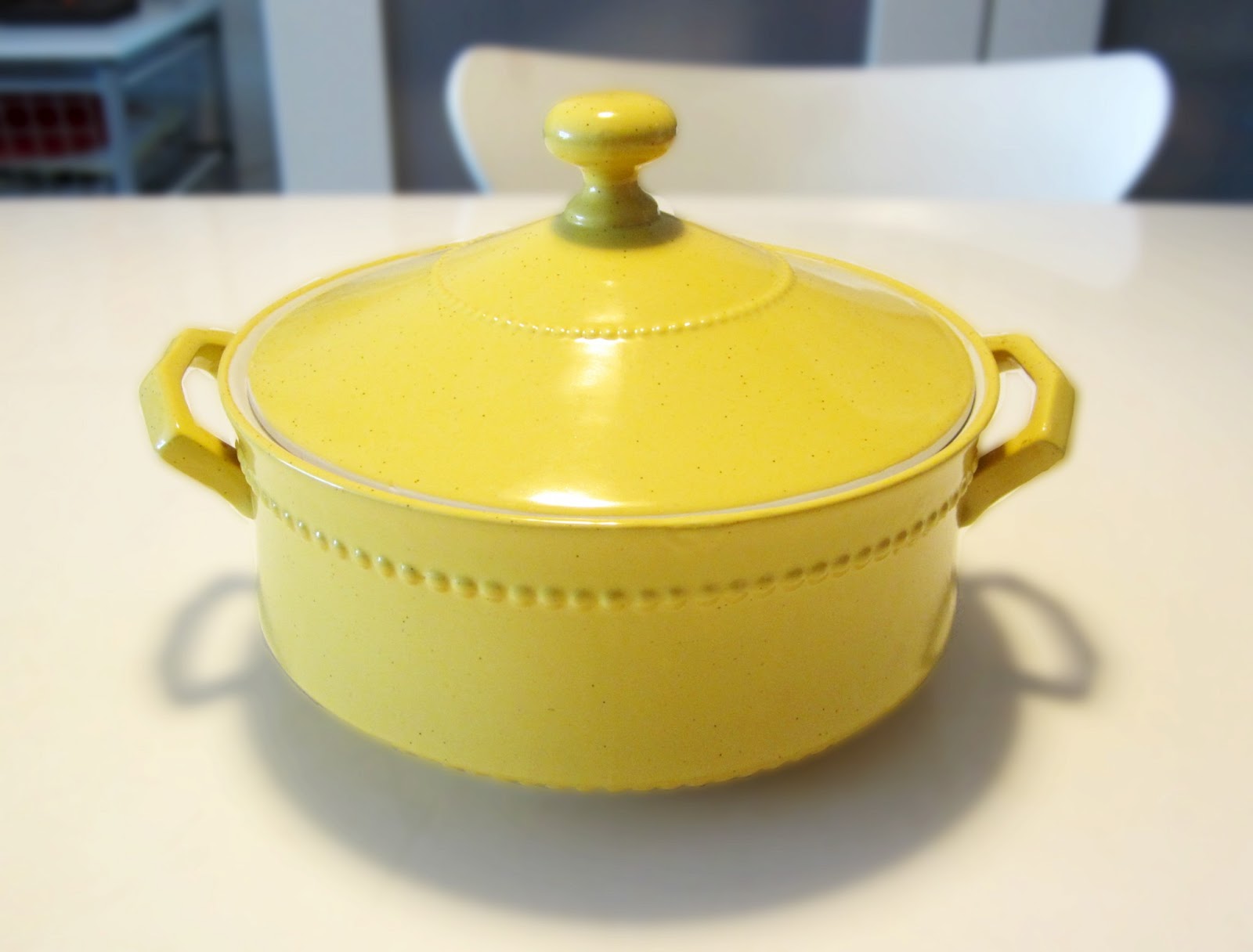 Hyun Draws Everyday Yellow Casserole Dish