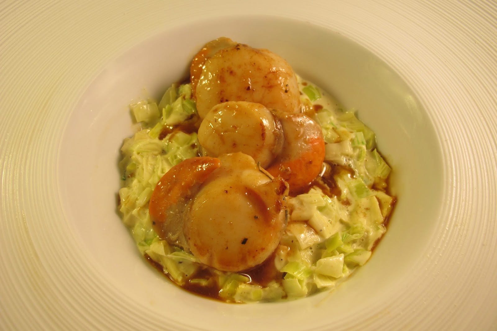 Coquilles St Jacques et fondue de poireaux Le Blog de Cuisine en bouche