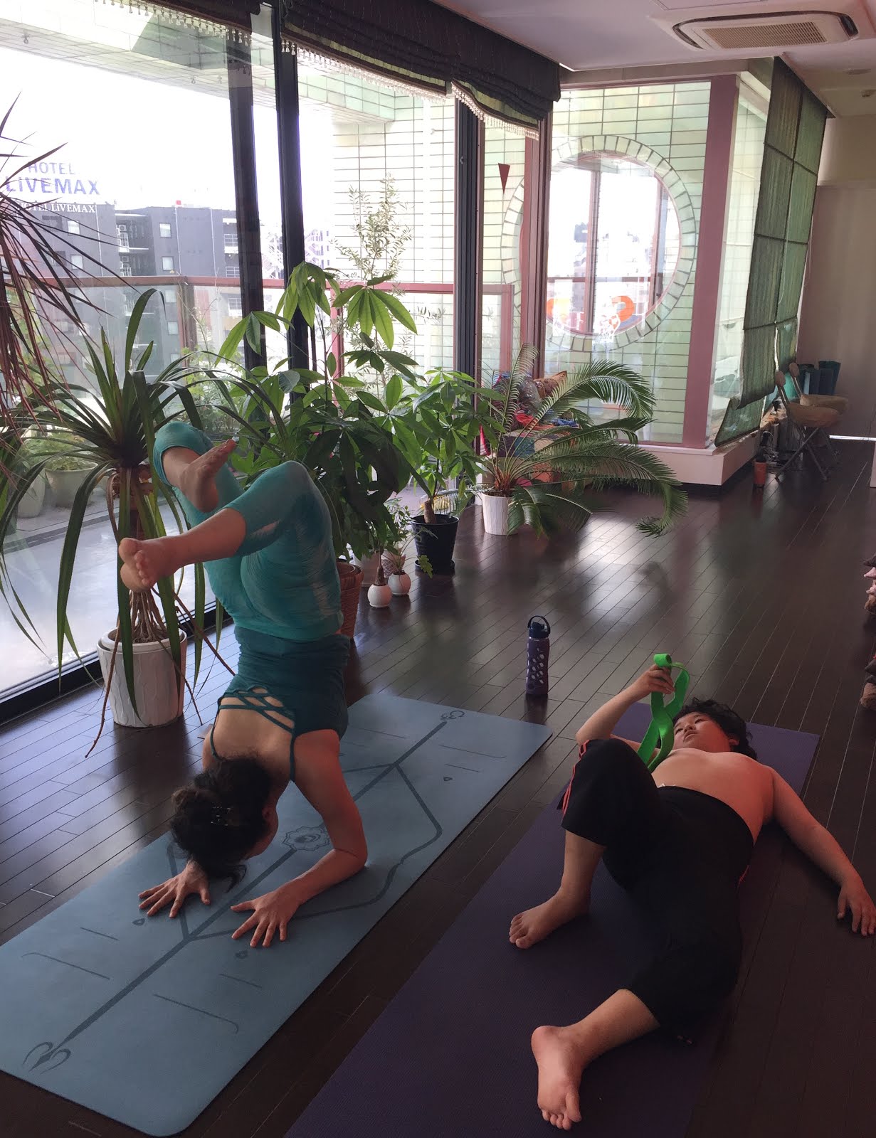 YOGA SPOT Love Live Yoga ヨガ最強！