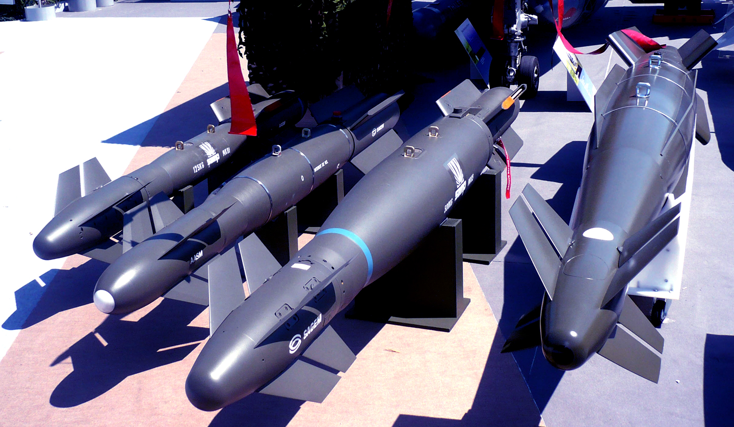 высокоточное оружие. Aasm 250. китолов-2м управляемые снаряды. Agm-122 sidearm. Aasm бомба.