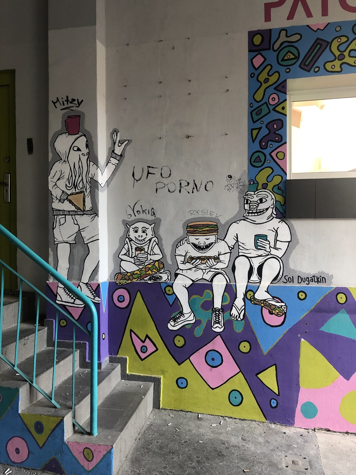 Kahve Bahane Tatilin Daniskası Bir Tutam Karınca