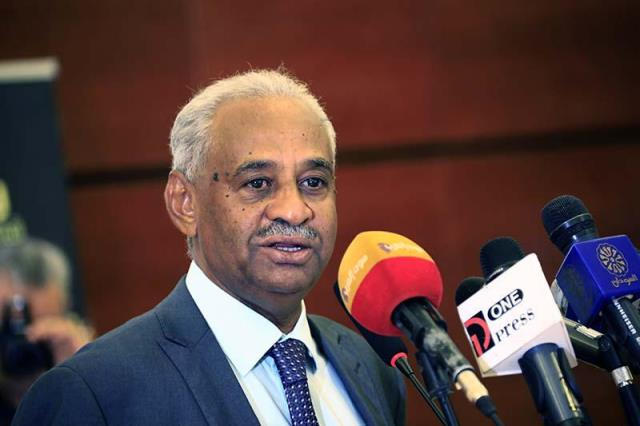 وزير الثقافة والإعلام السوداني فيصل محمد صالح وزير الثقافة والإعلام السوداني فيصل محمد صالح، السودان ، التطبيع ، اسرائيل، حربوشة نيوز
