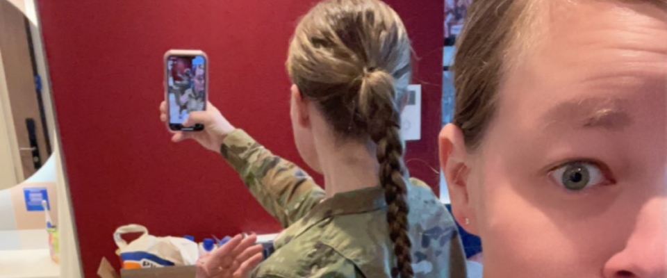 Жінкам в армії США дозволили заплетати коси