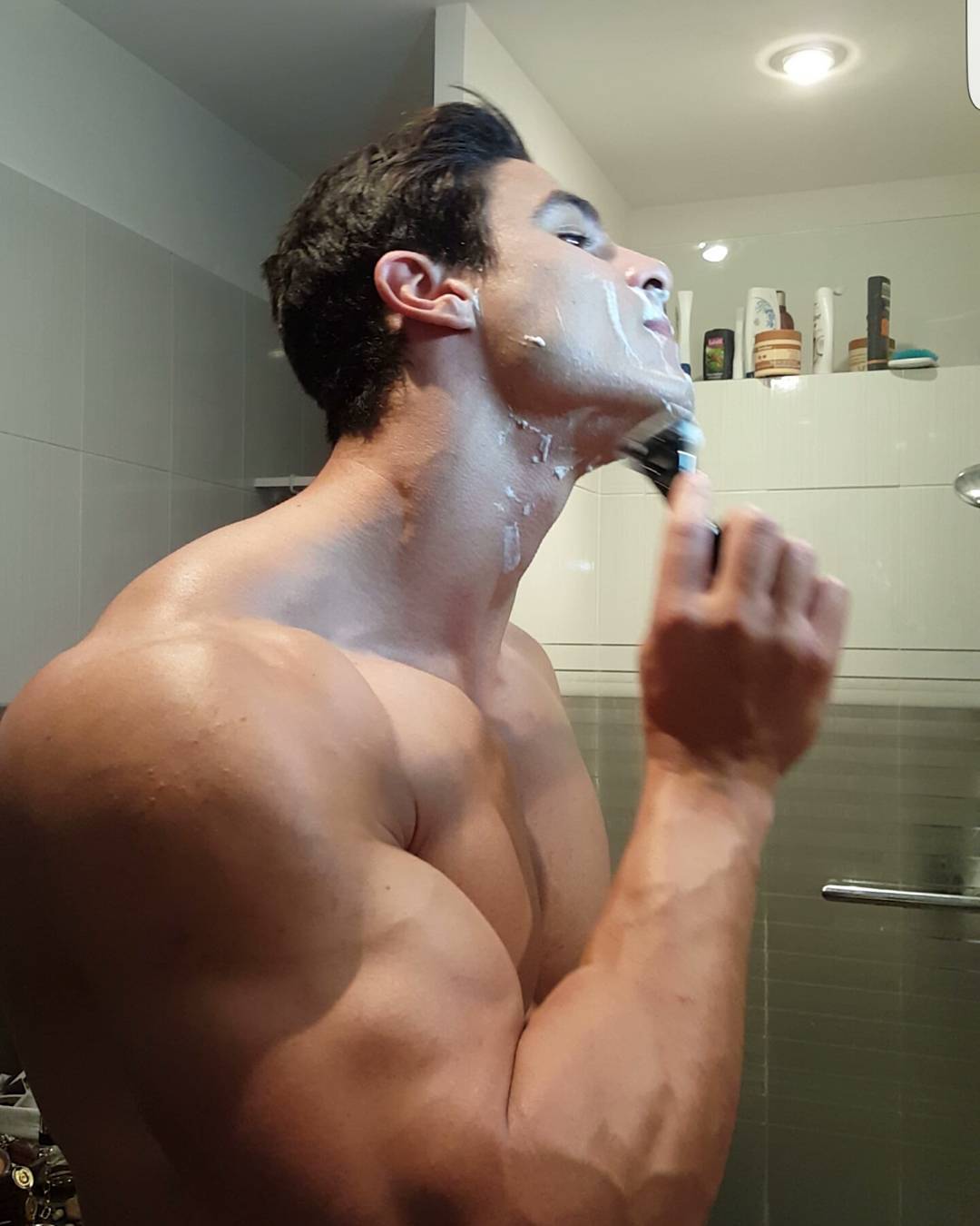 sexy-masculine-alpha-guy-shaving-beard-huge-muscular-body