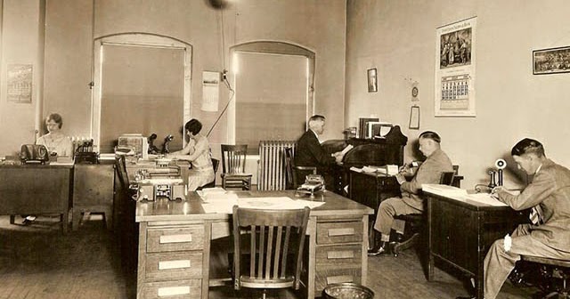 30 Vintage Photographs That Show Old Offices and People Who Were Working in  the 1920s ~ Vintage Everyday