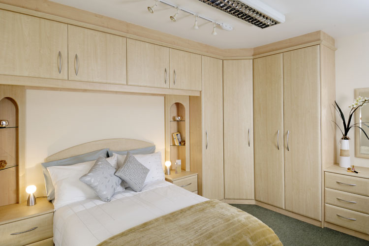 17 Modern Bed Cupboard To Use Space Behind The Bed Decor Units