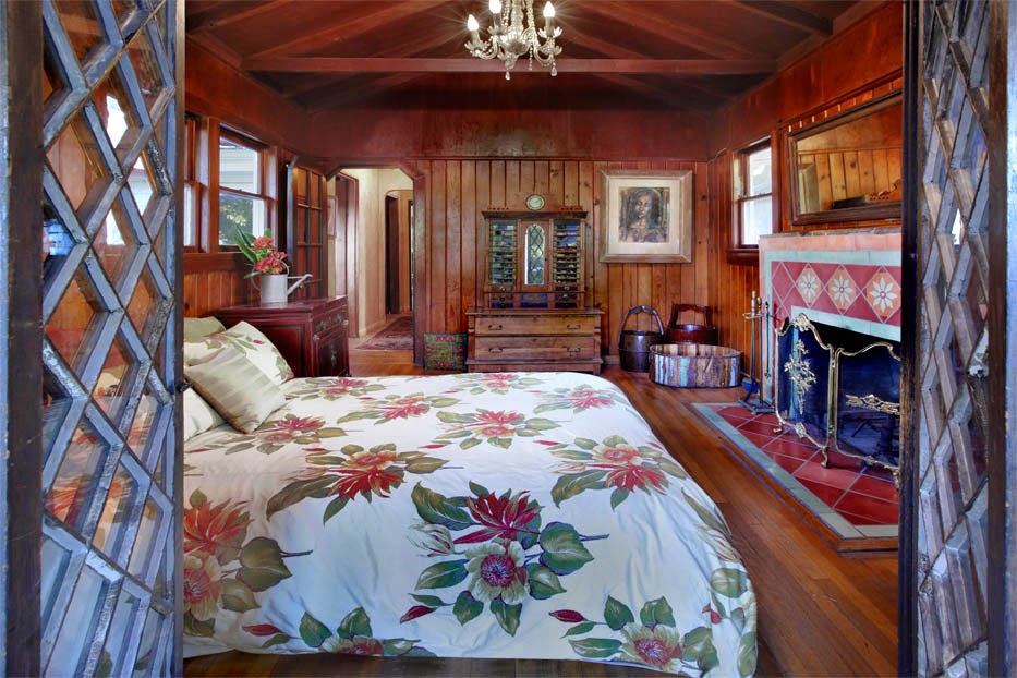 Yvonne's Interiors Eclectic