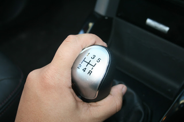 Stick Shift or Automatic Transmission - Sitcoms Online Message Boards