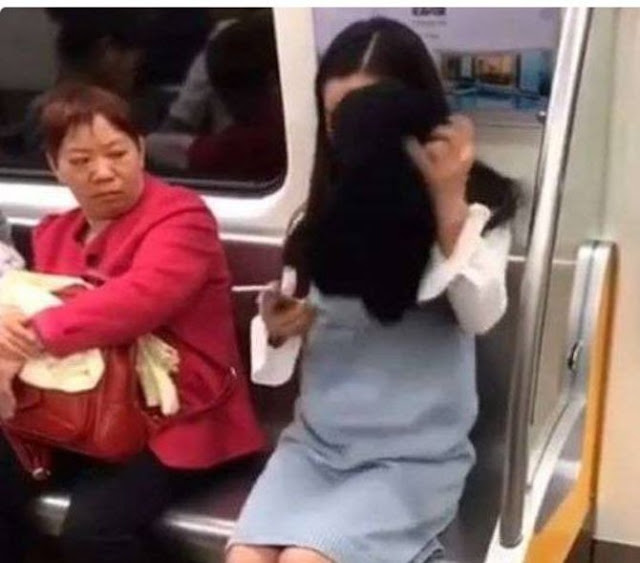 Kelakuan Wanita Hamil yang Masukkan Tangan ke Dadanya Demi Hal ini Bikin Melongo Kelakuan Wanita Hamil yang Masukkan Tangan ke Dadanya Demi Hal ini Bikin Melongo