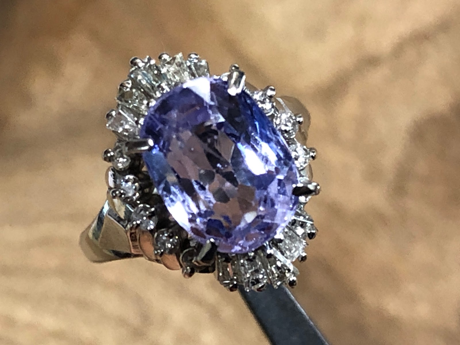 4ct 藤色の非加熱バイオレットサファイア ダイヤモンド 鋳造唐草 Pt900 ...