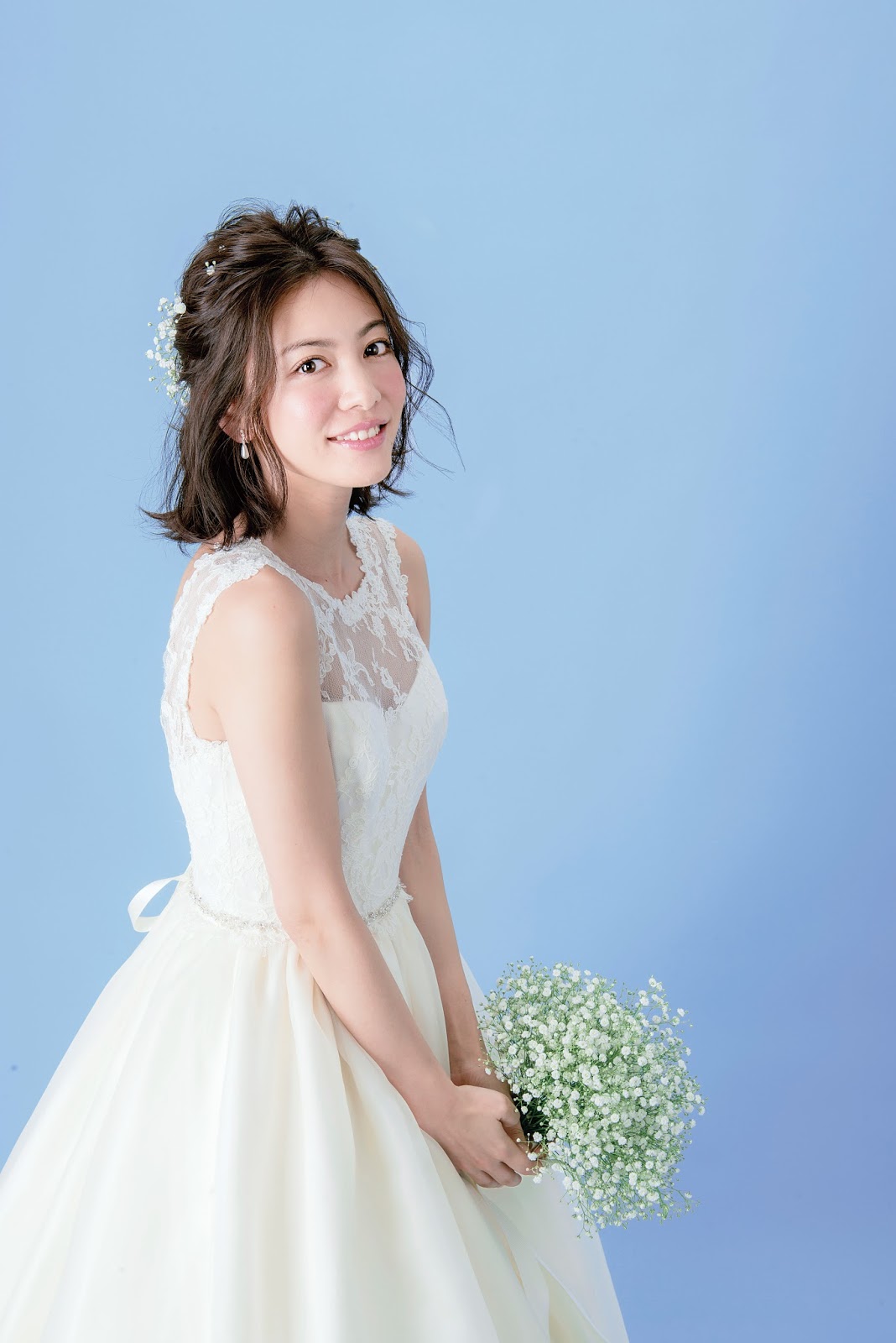 ウェディングドレス編 あえて切りたいくらいかわいい ショート ボブの花嫁ヘアスタイル Naver まとめ