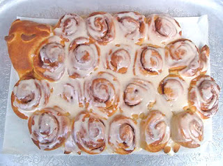 Lamb made out of cinnamon rolls