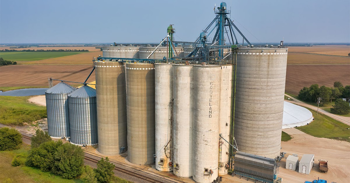 Towns and Nature Groveland, KS Grain Elevator shows a History of