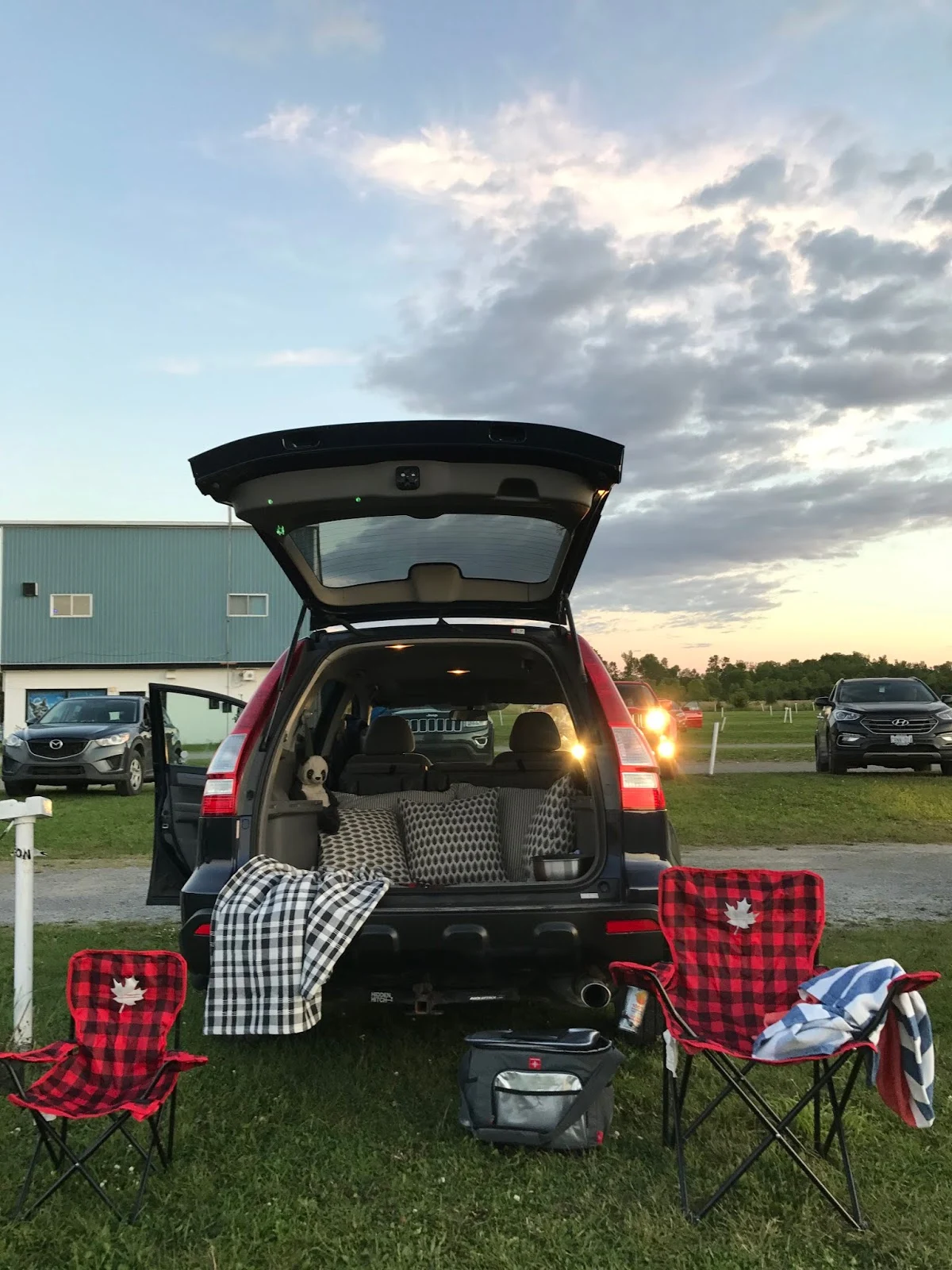 mustang drive in picton, prince edward county family resort, pec cottage, prince edward county with kids