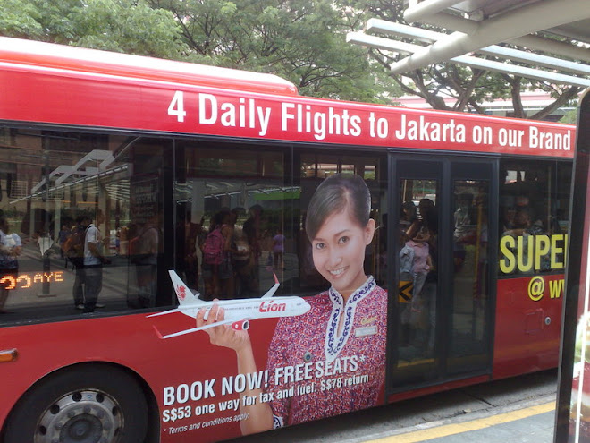 Advertising - Singapore Bus