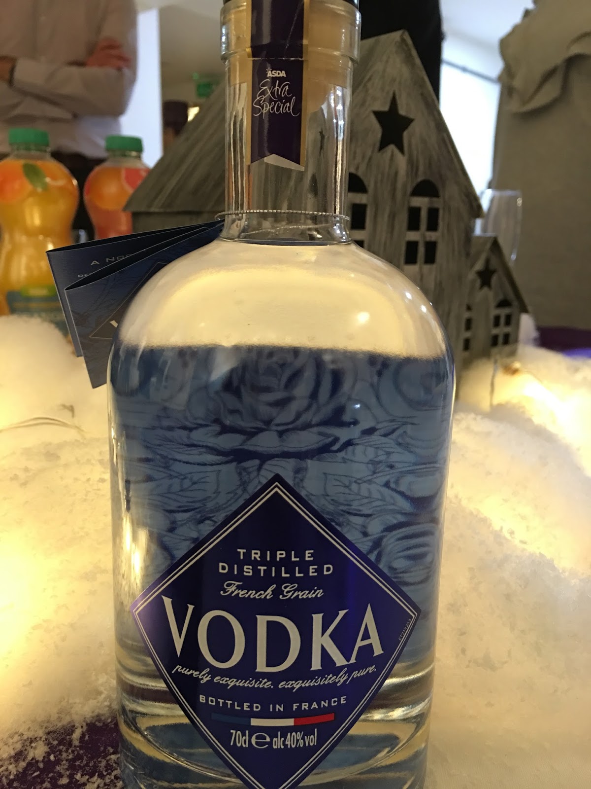 Fun fizz, wonderful wine and Christmas cocktail recipes from Asda